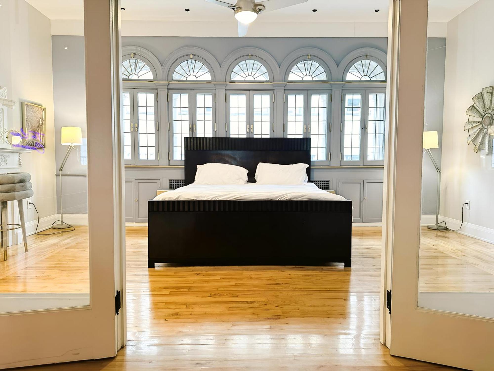 The Historic Lyric Penthouse With Private Rooftop Cincinnati Kültér fotó