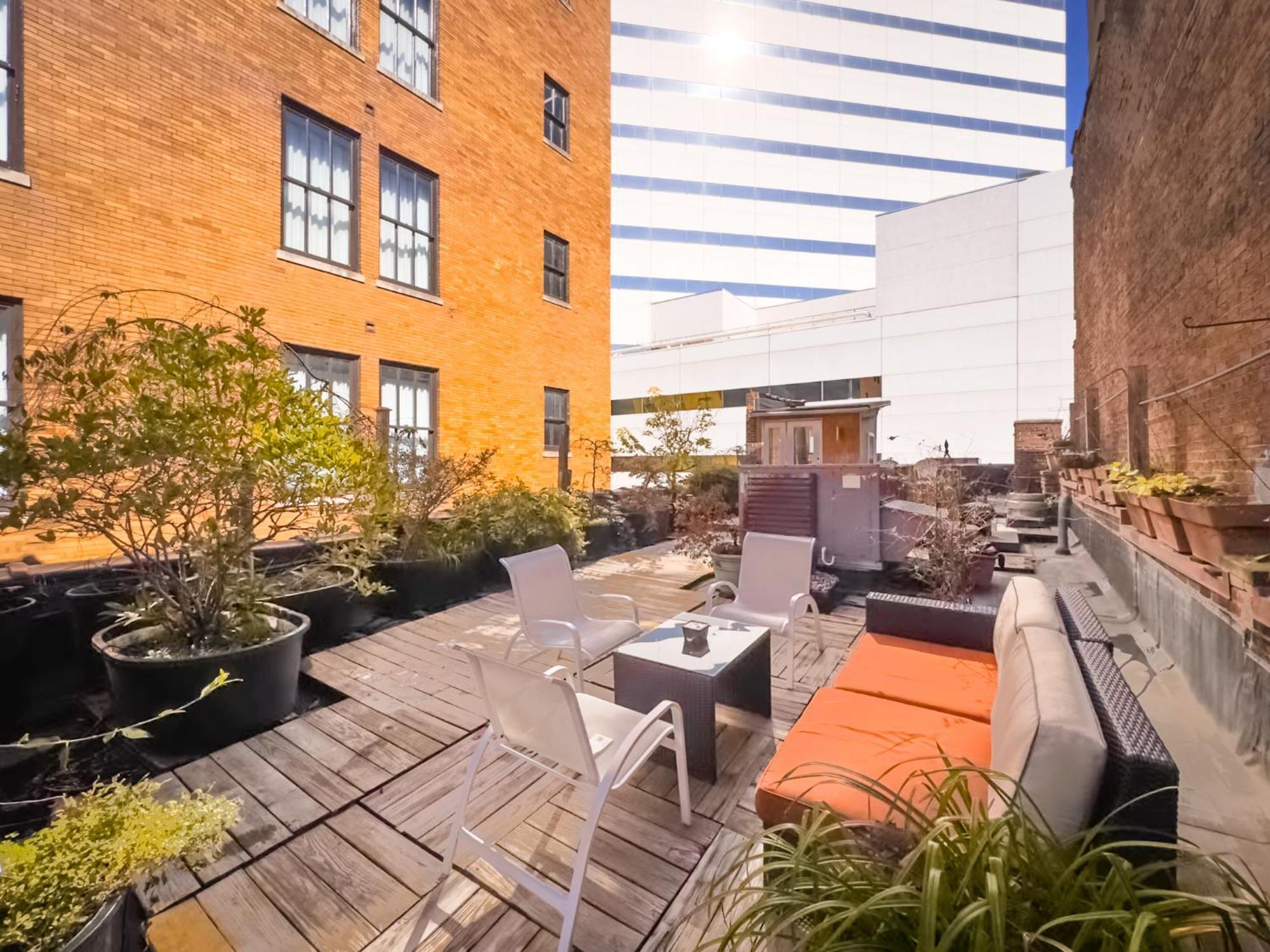 The Historic Lyric Penthouse With Private Rooftop Cincinnati Kültér fotó