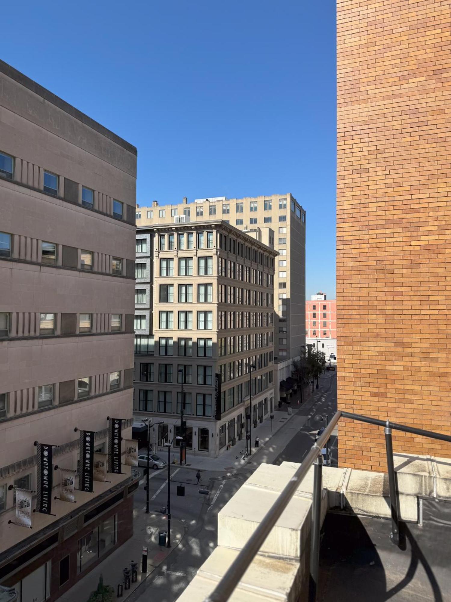 The Historic Lyric Penthouse With Private Rooftop Cincinnati Kültér fotó